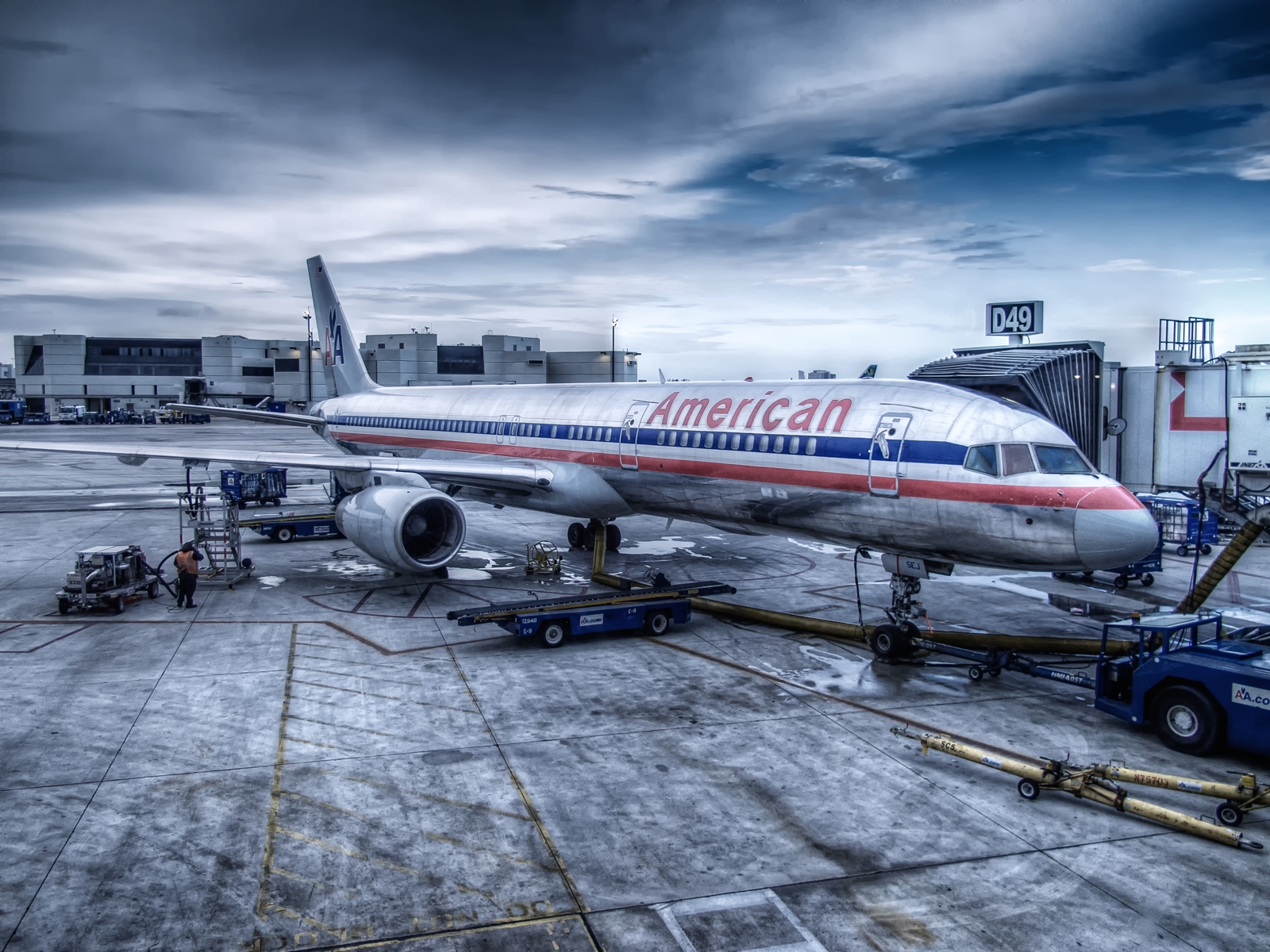 N677AN - Boeing 757-200