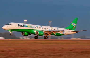 PR-AYX - Embraer 190-200