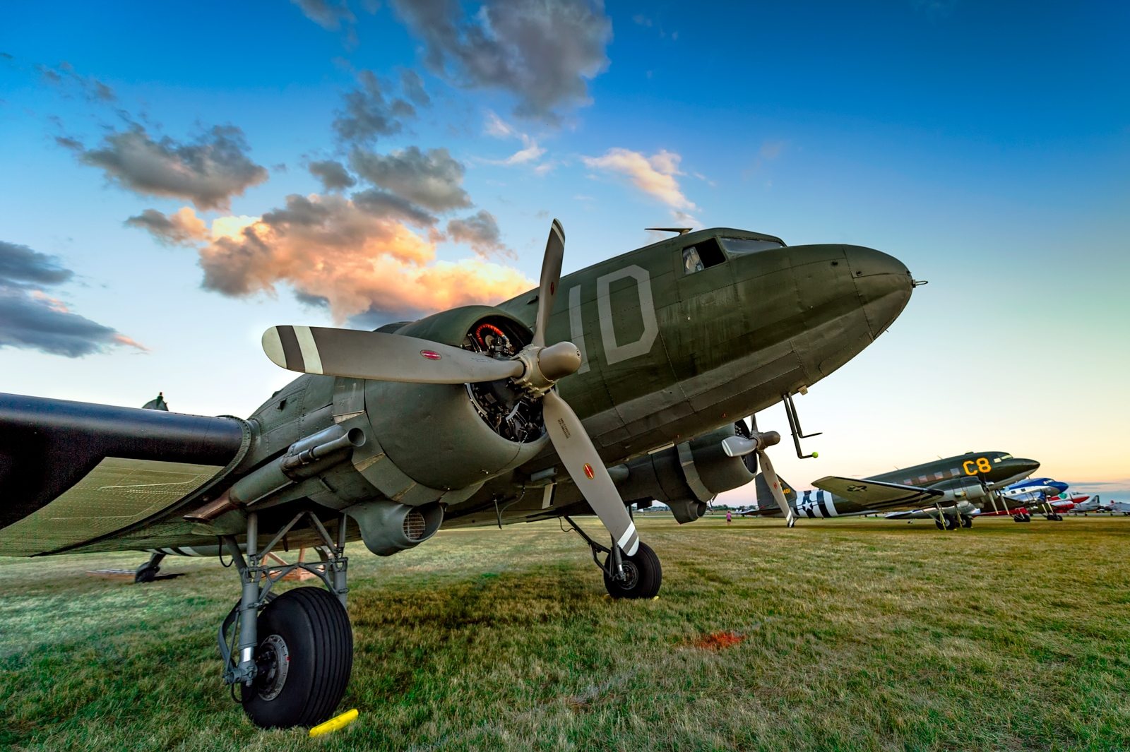 N74589 - Douglas DC-3C