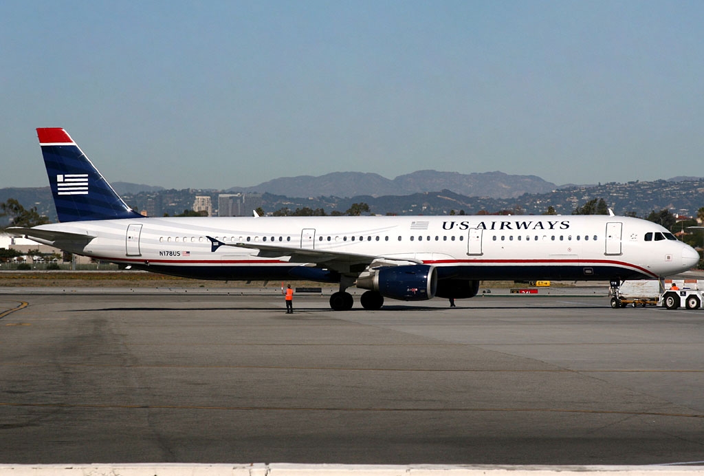 N178US - Airbus A321