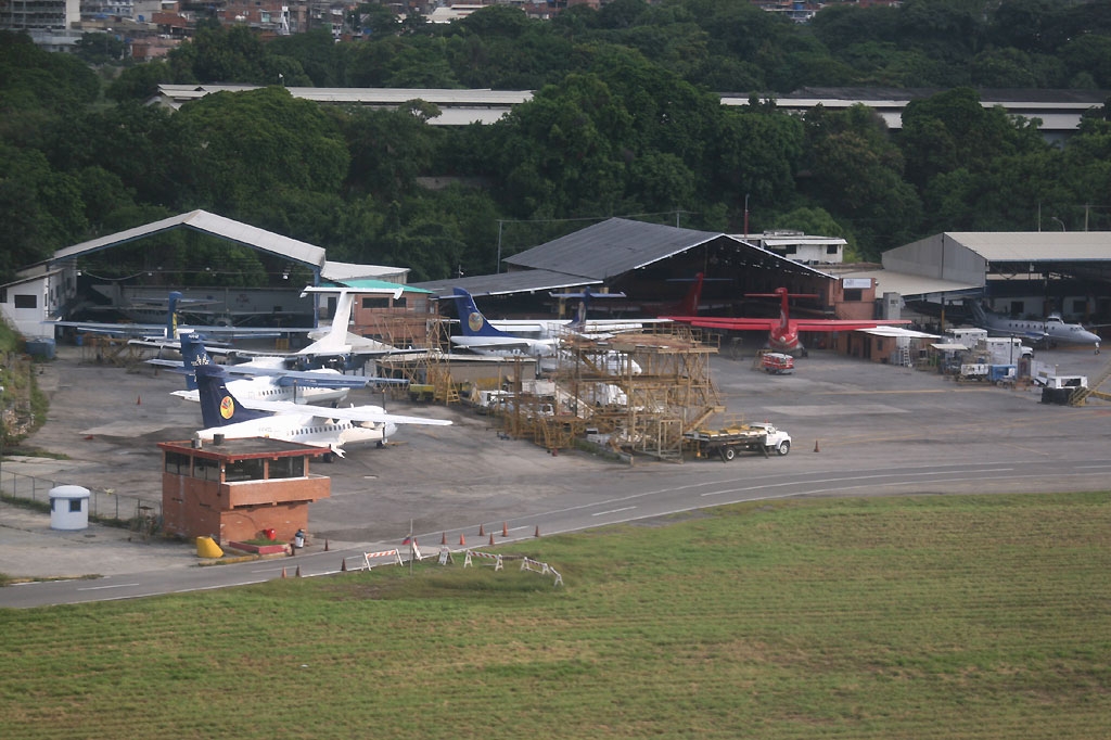 YV1422 - ATR-42-320 