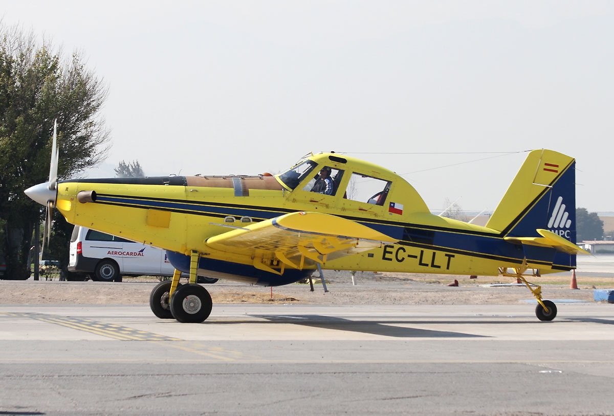 EC-LLT - Air Tractor AT-802