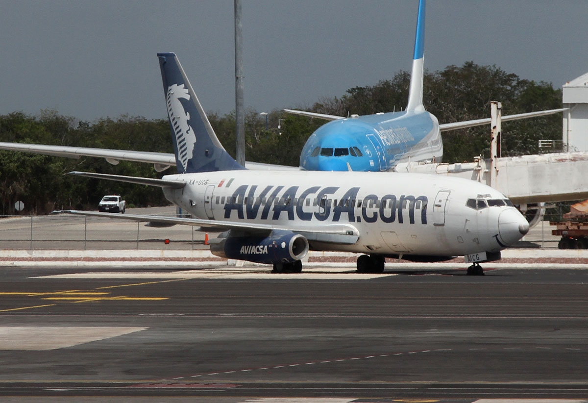 XA-UCG - Boeing 737-200