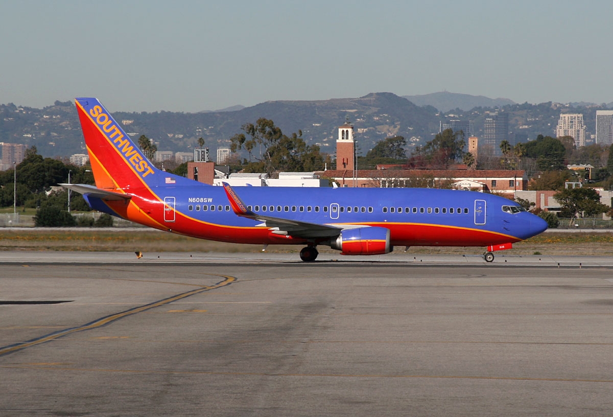 N608SW - Boeing 737-300