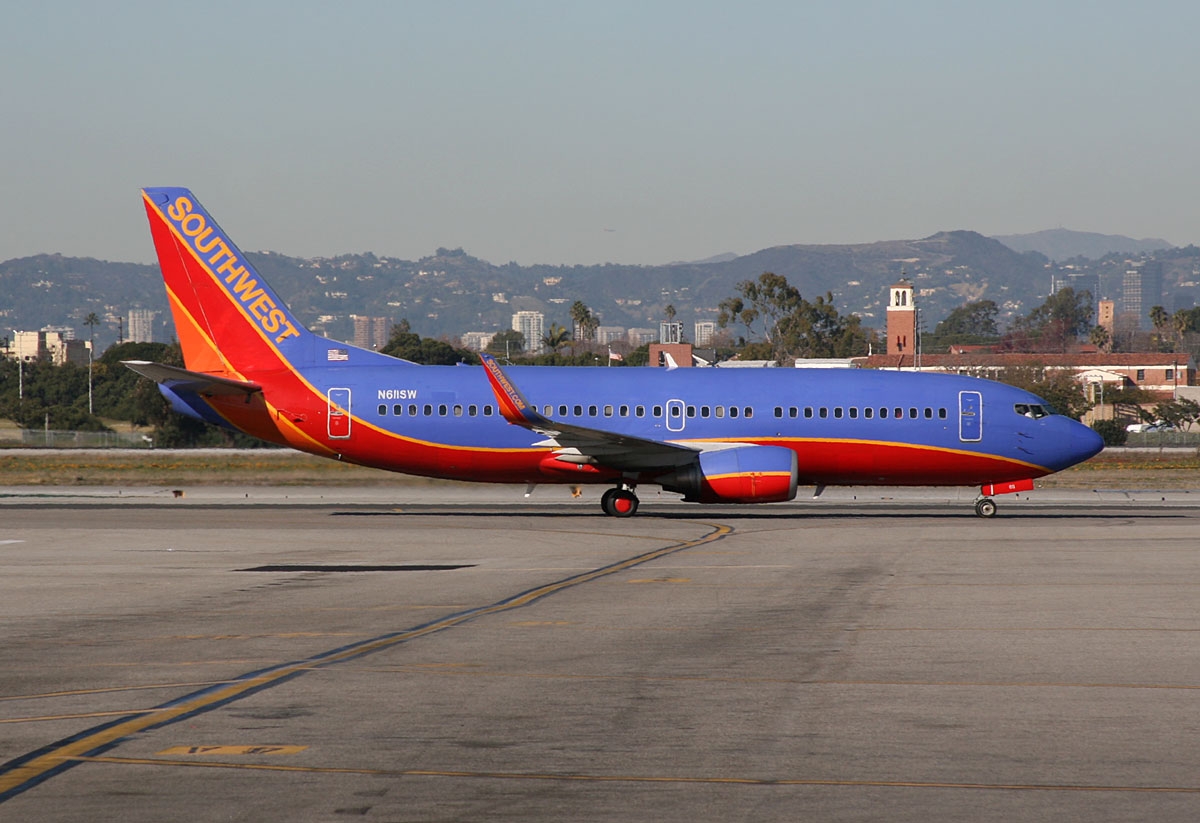 N611SW - Boeing 737-300