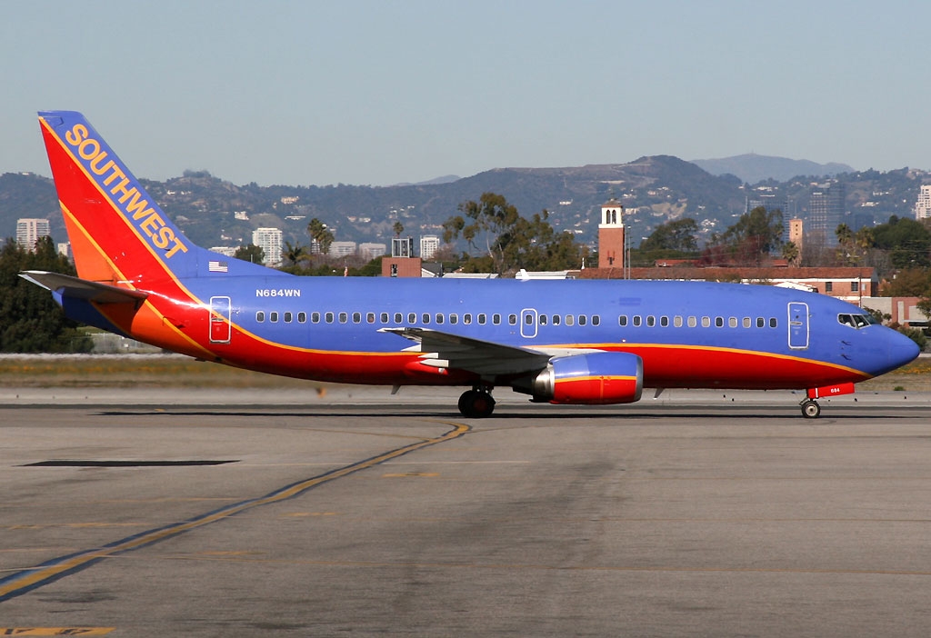 N684WN - Boeing 737-300