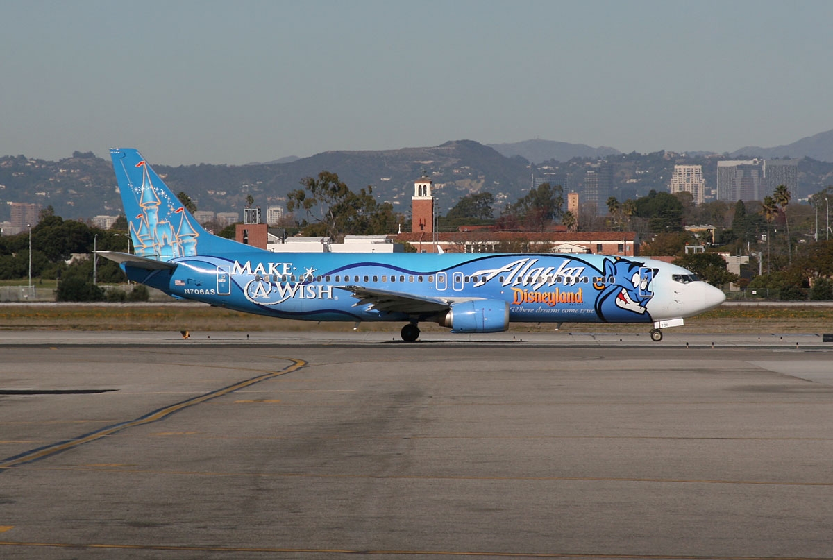 N706AS - Boeing 737-400