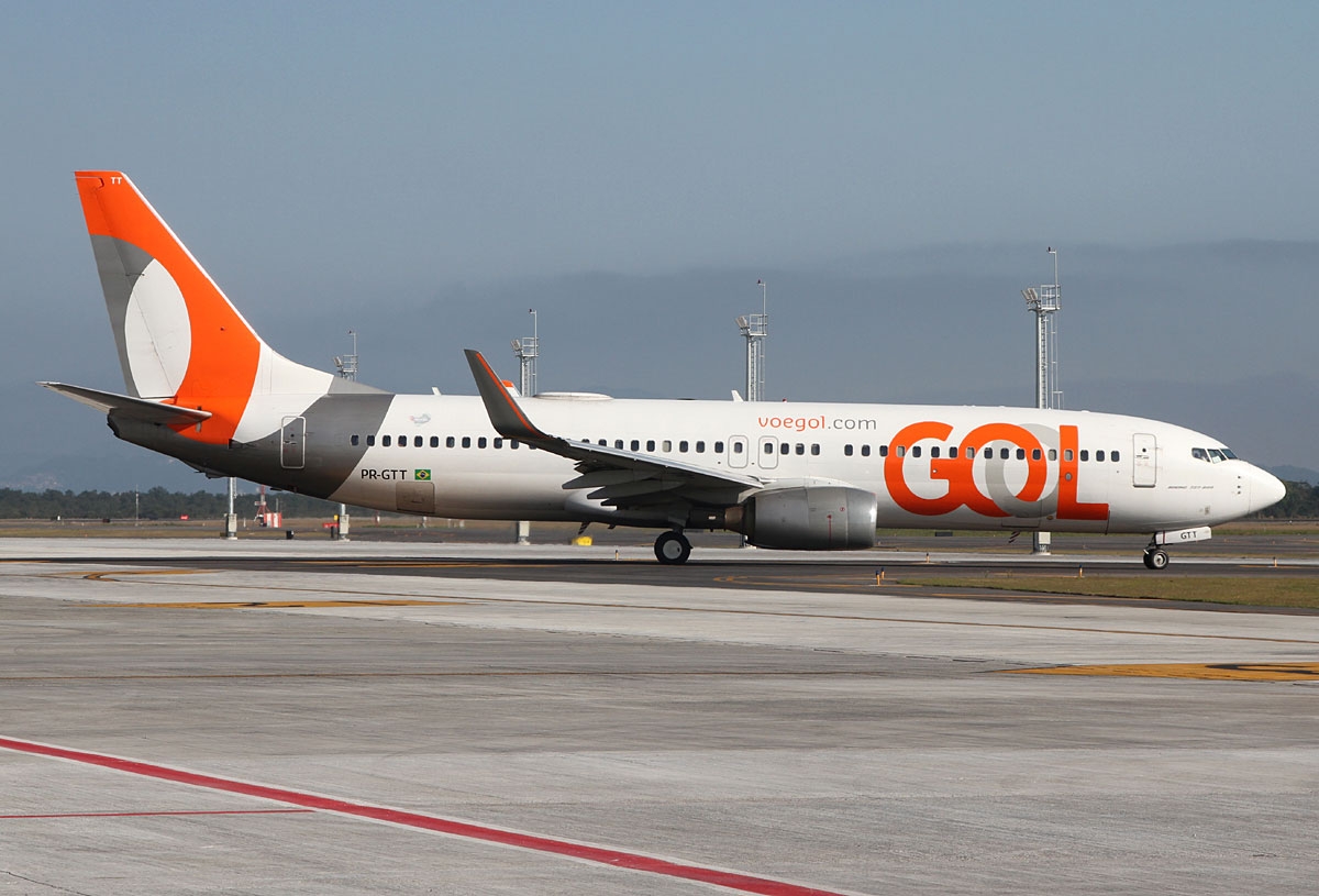 PR-GTT - Boeing 737-800