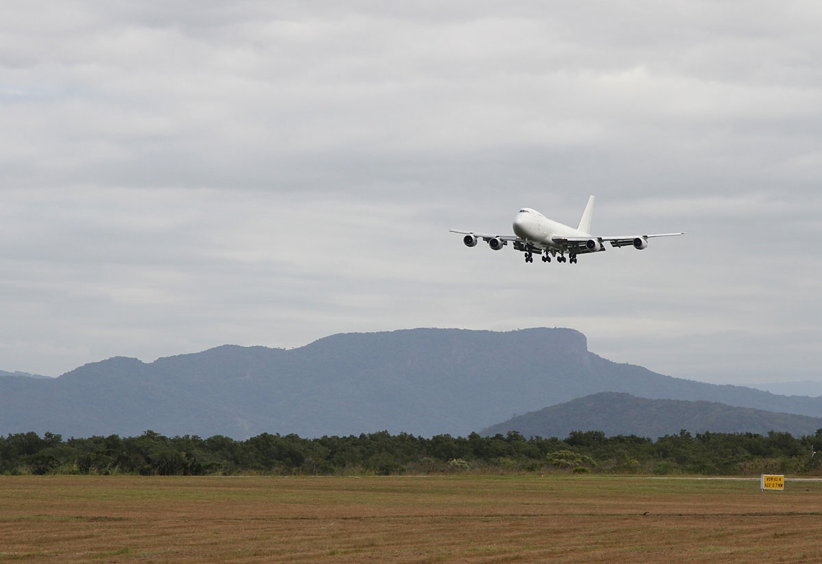 ER-BAT - Boeing B747-200SF