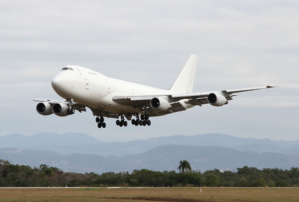 ER-BAT - Boeing B747-200SF