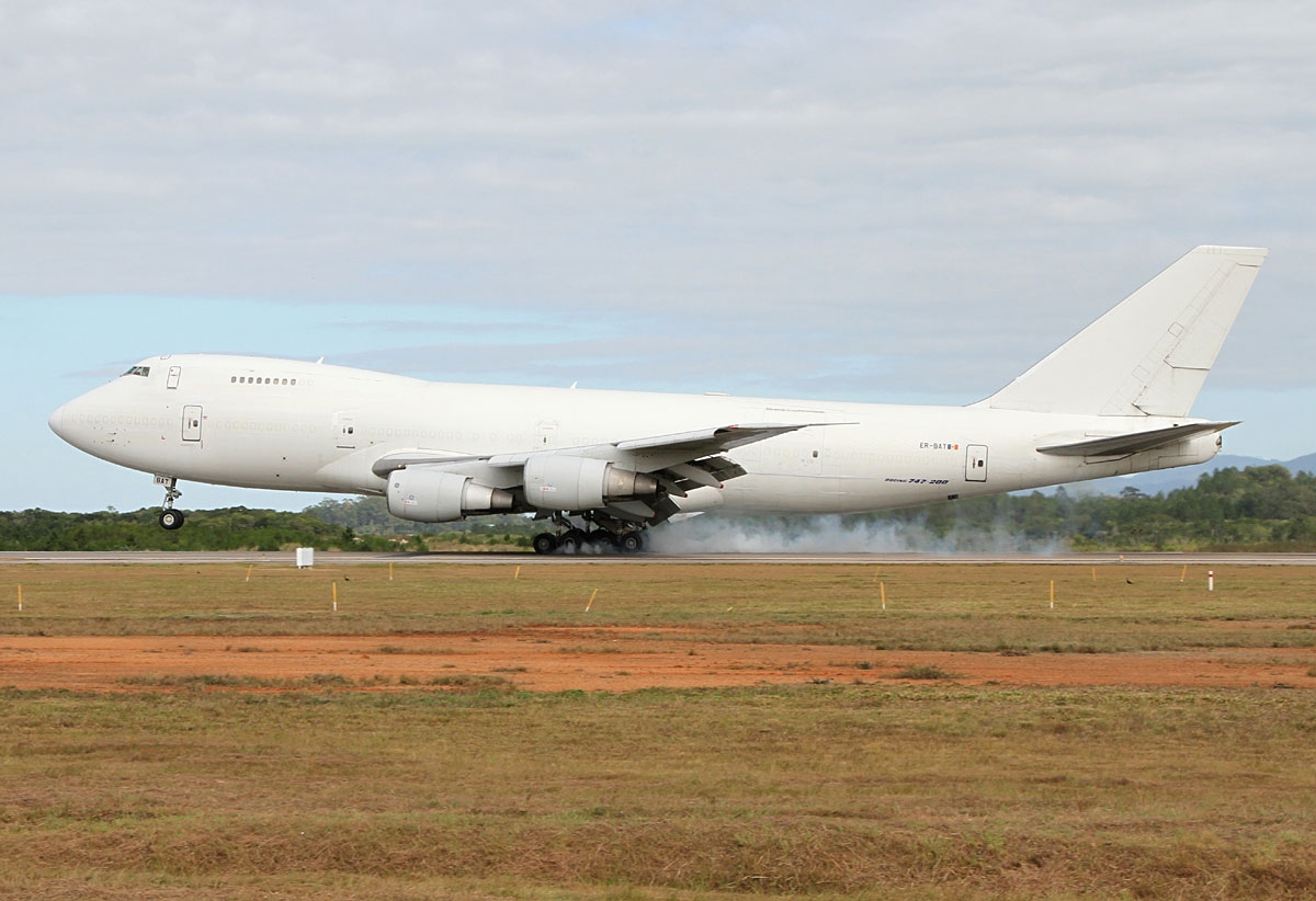 ER-BAT - Boeing B747-200SF