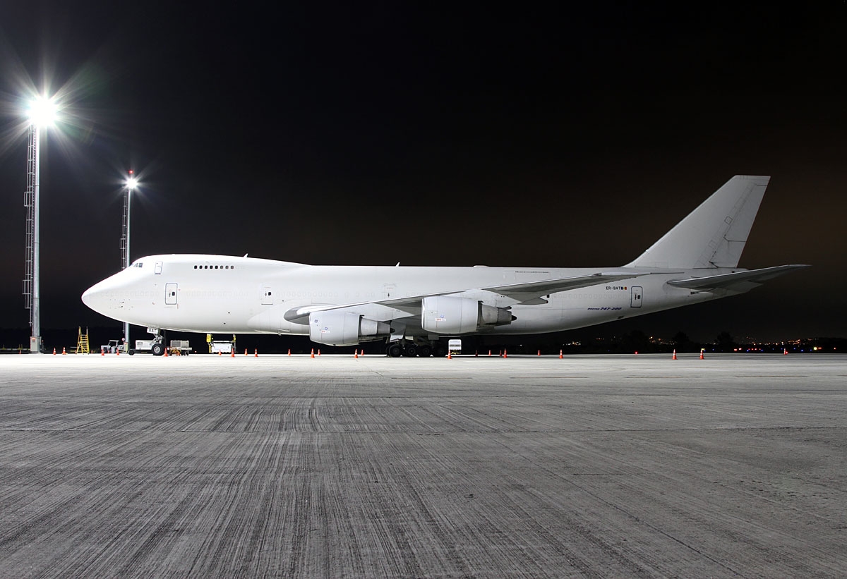 ER-BAT - Boeing B747-200SF