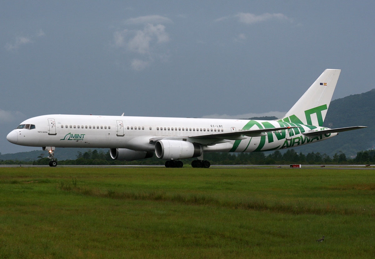 EC-LBC - Boeing 757-200