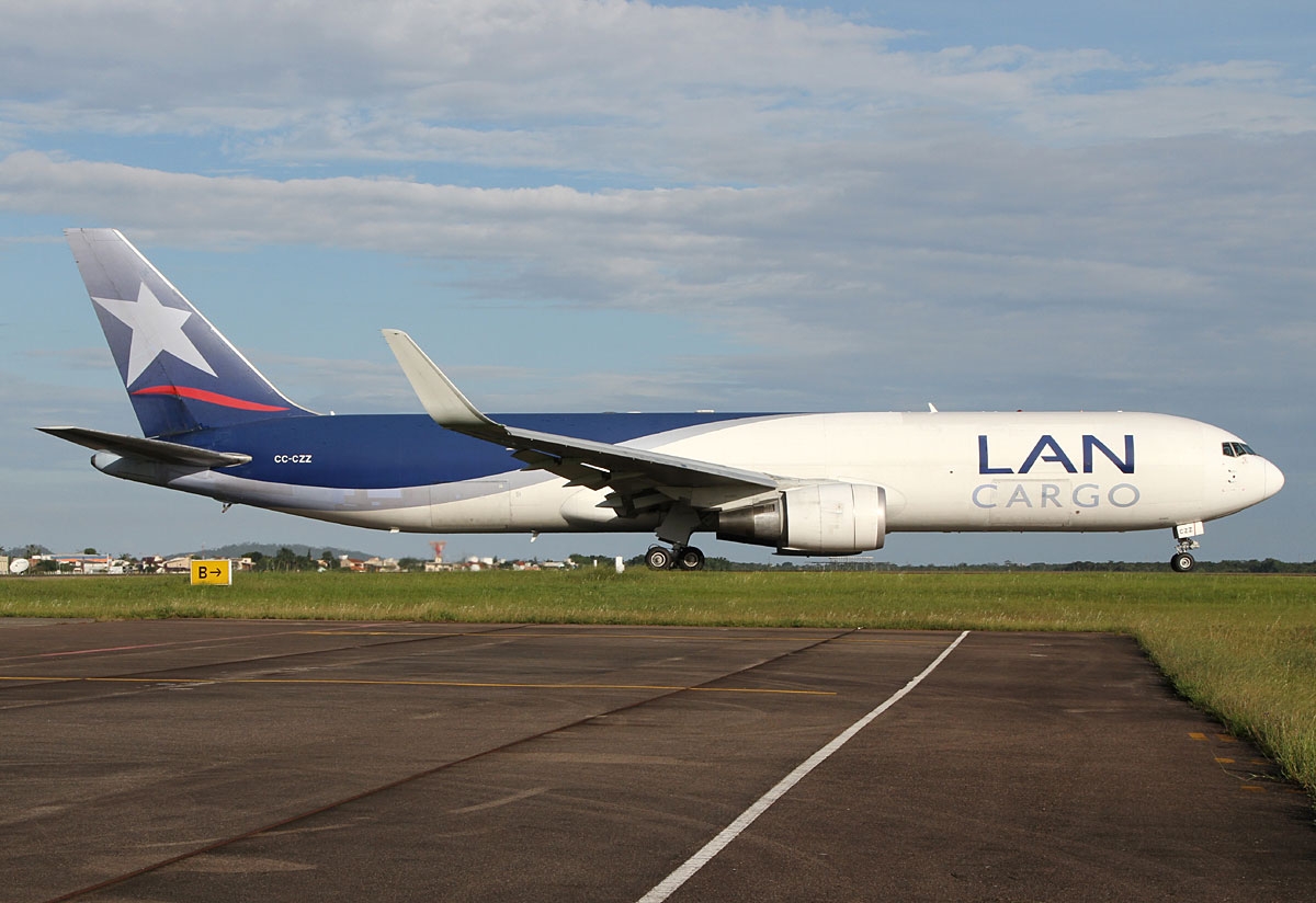 CC-CZZ - Boeing 767-300F