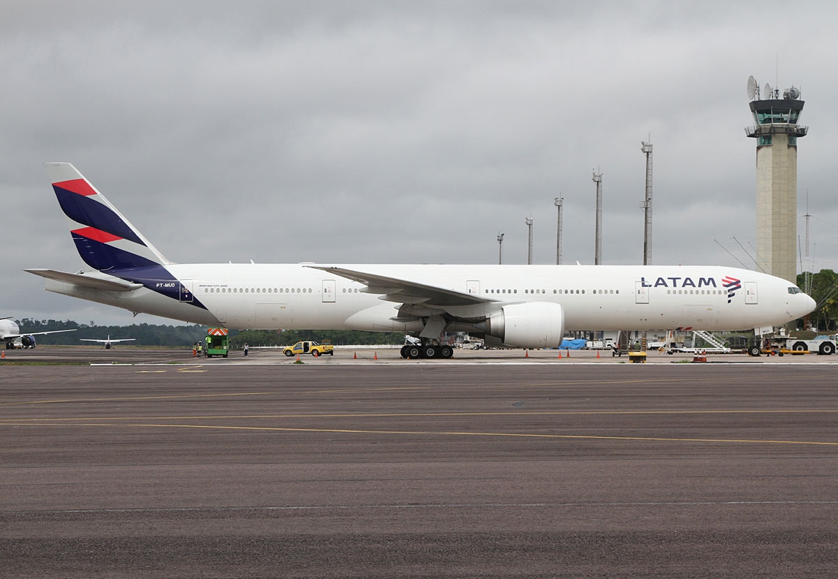 PT-MUD - Boeing 777-300ER