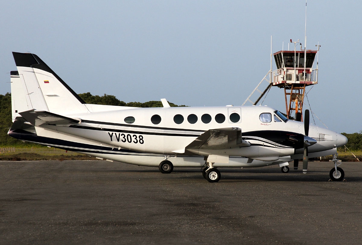 YV3038 - Beechcraft 100 King Air