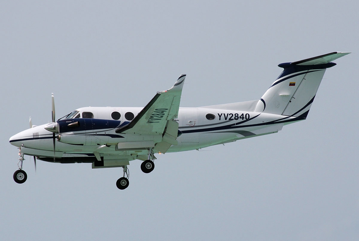 YV2840 - Beechcraft B300 Super King Air