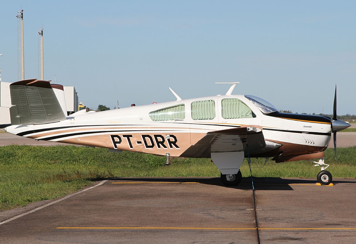 PT-DRR - Beechcraft V35B Bonanza