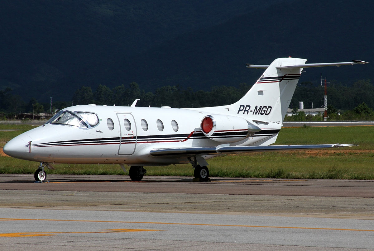 PR-MGD - Hawker 400XP