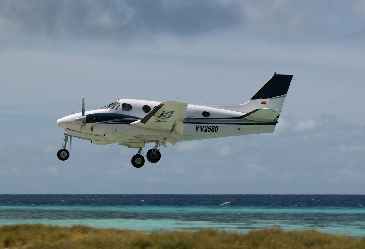 YV2580 - Beech 65-90 King Air