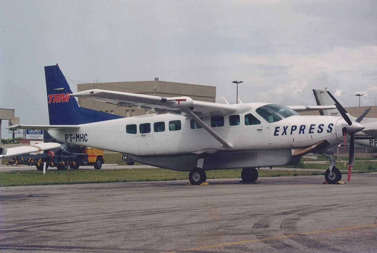 PT-MHC - Cessna 208B GRAND CARAVAN