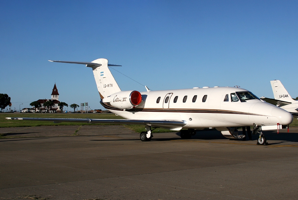 LQ-WTN - Cessna 650 Citation VII