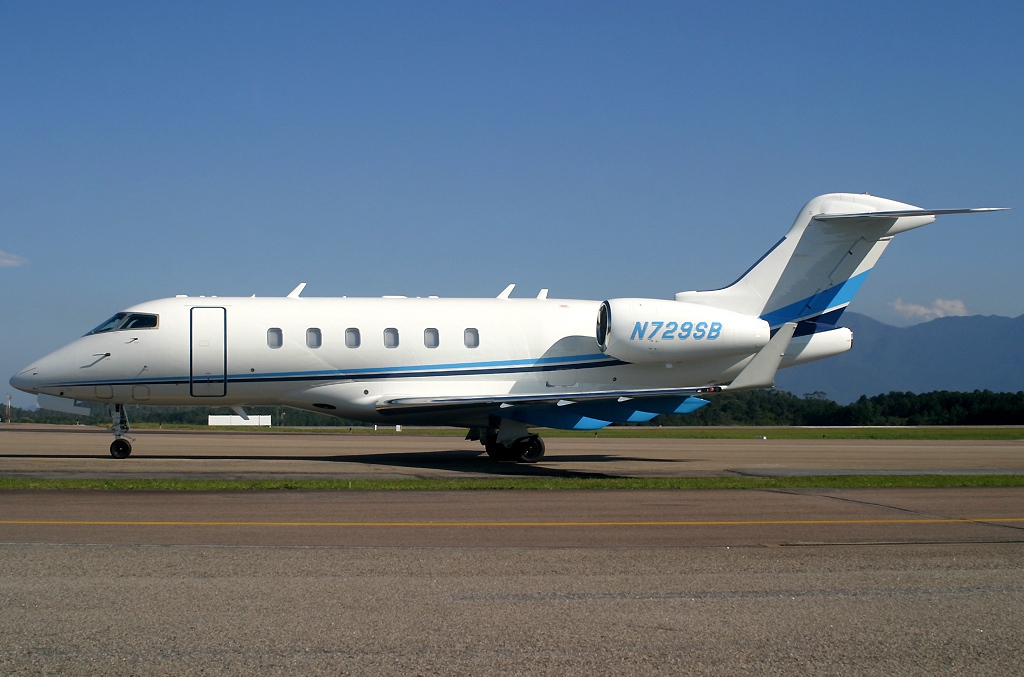 N729SB - Bombardier BD-100-1A10 Challenger 300