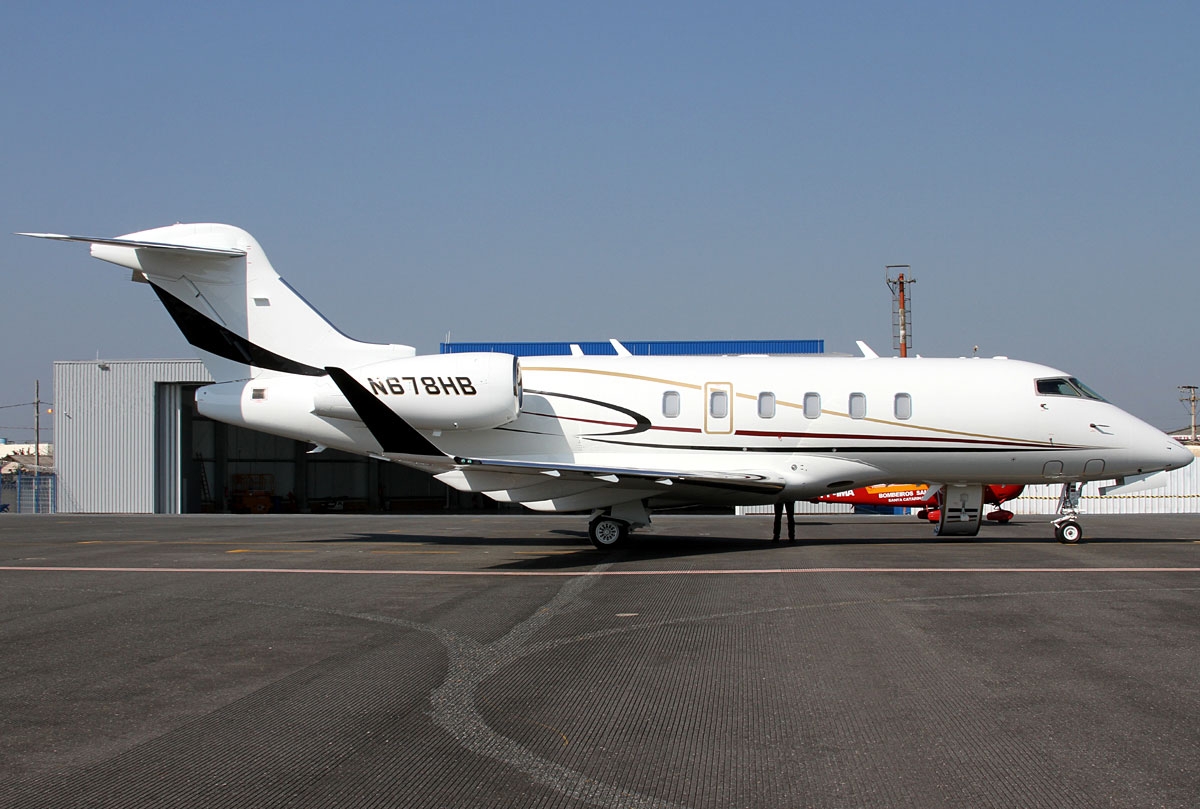 N678HB - Bombardier BD-100-1A10 Challenger 350