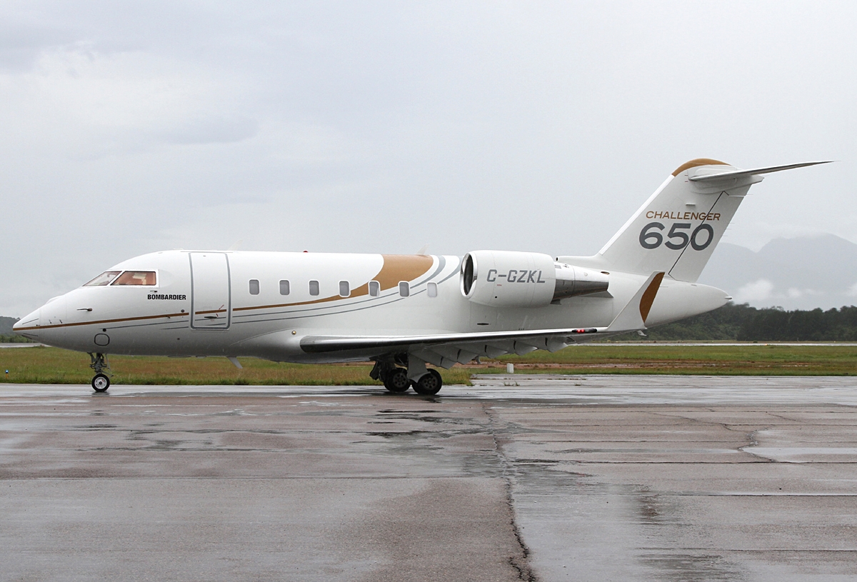 C-GZKL - Bombardier CL-600-2B16 Challenger 605