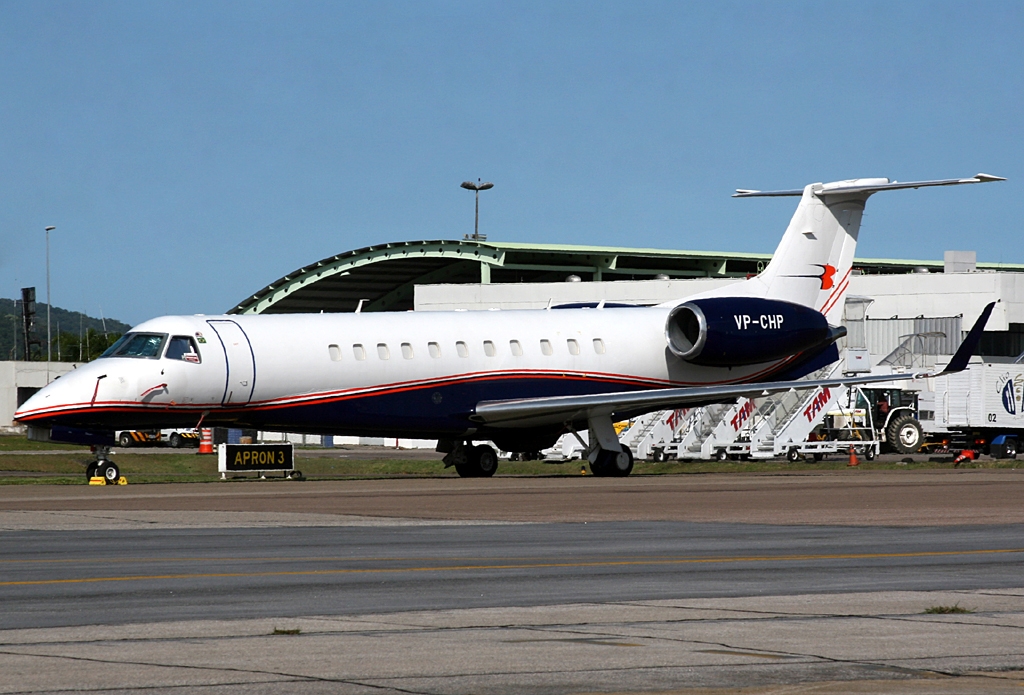 VP-CHP - Embraer EMB-135BJ Legacy