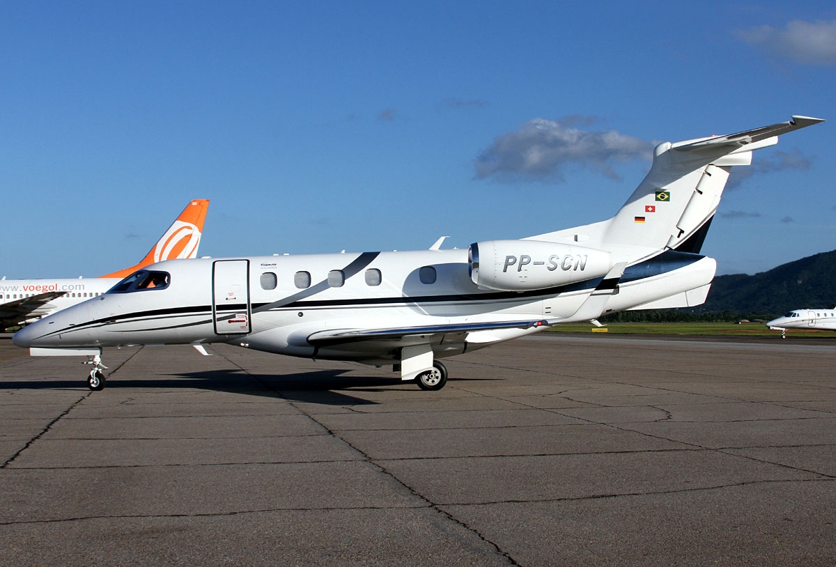 PP-SCN - Embraer EMB-505 Phenom 300