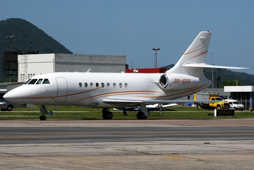 PP-CFF - Dassault Falcon 2000