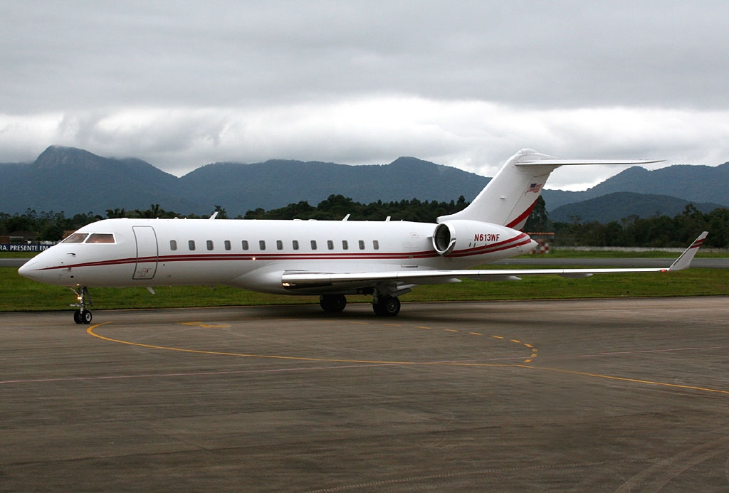 N613WF - Bombardier BD-700-1A10 Global Express