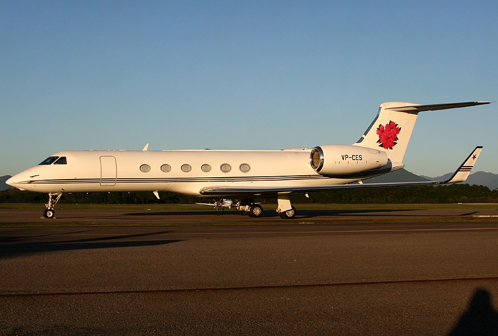 VP-CES - Gulfstream G-V