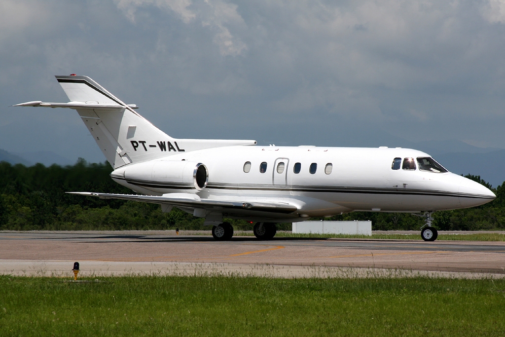 PT-WAL - Raytheon Hawker 800