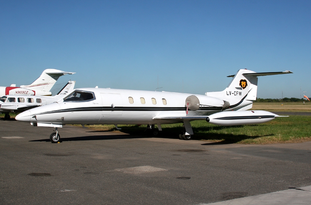 LV-CFW - Gates Learjet 25D