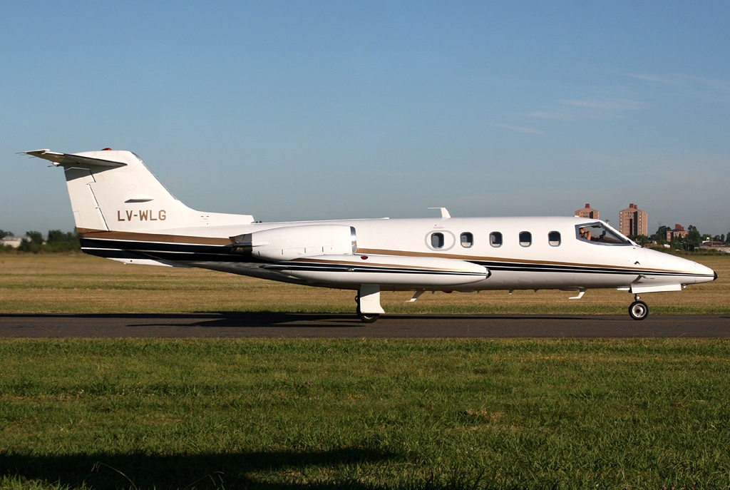 LV-WLG - Gates Learjet 25D