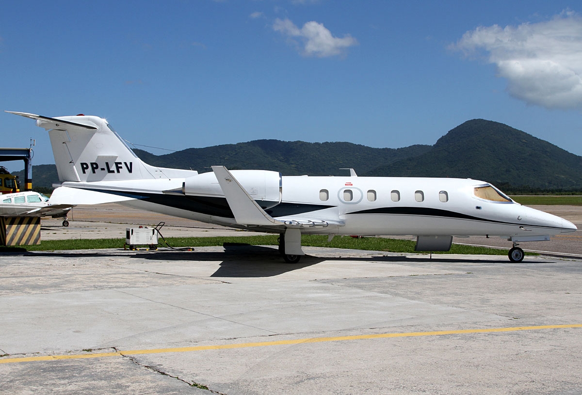 PP-LFV - Bombardier Learjet 31A