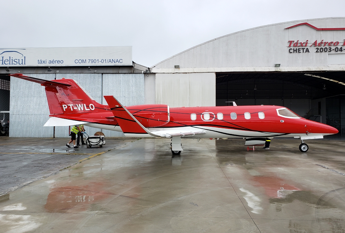 PT-WLO - Bombardier Learjet 31A