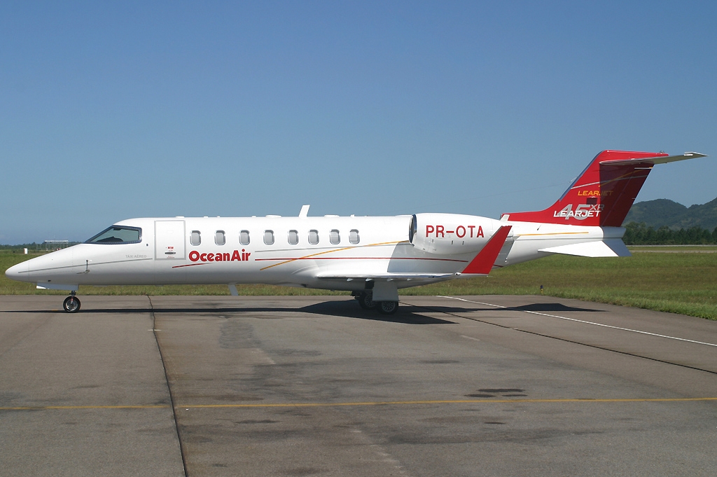 PR-OTA - Bombardier Learjet 45