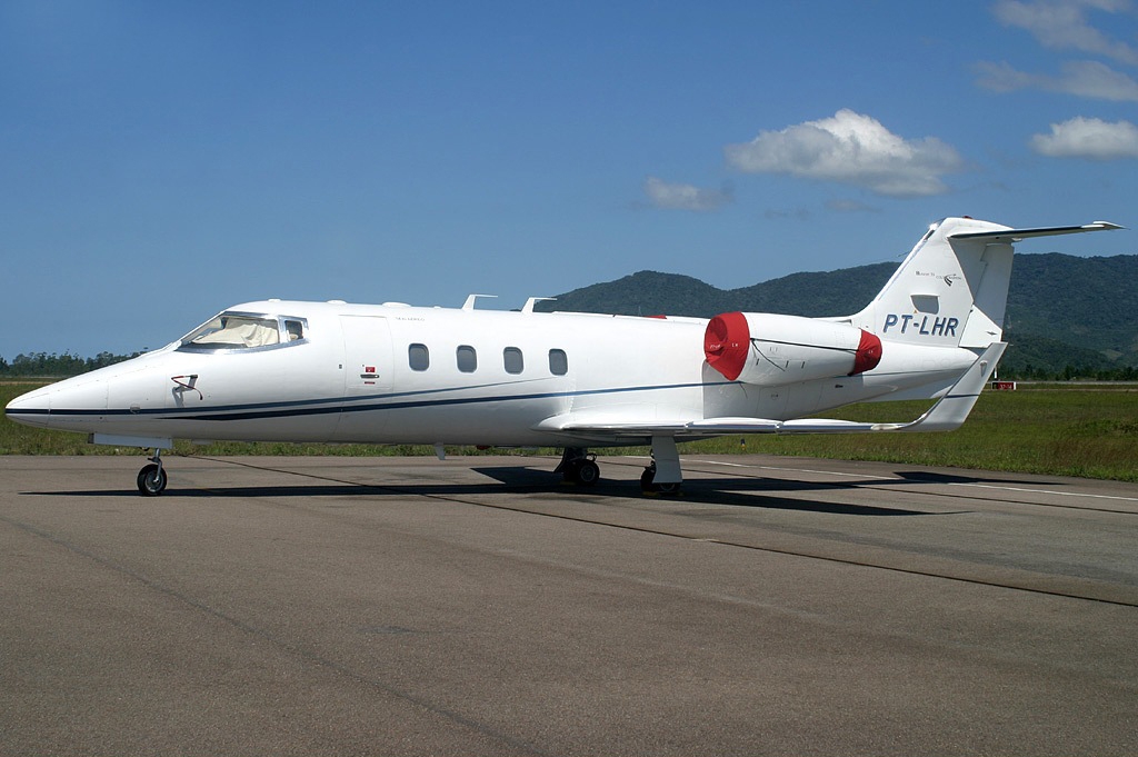 PT-LHR - Bombardier Learjet 55