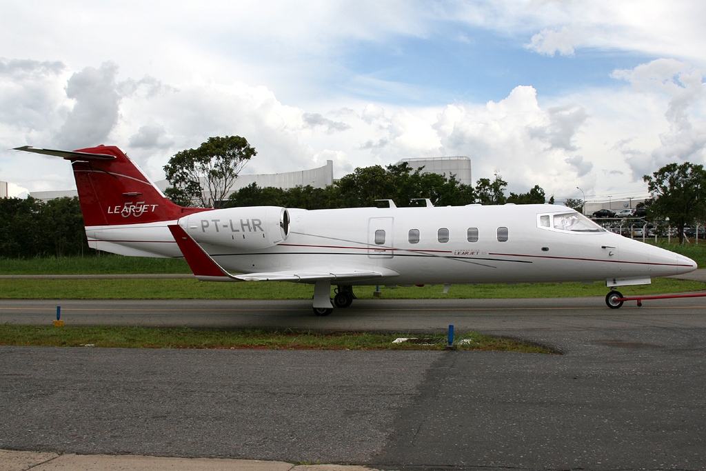 PT-LHR - Bombardier Learjet 55