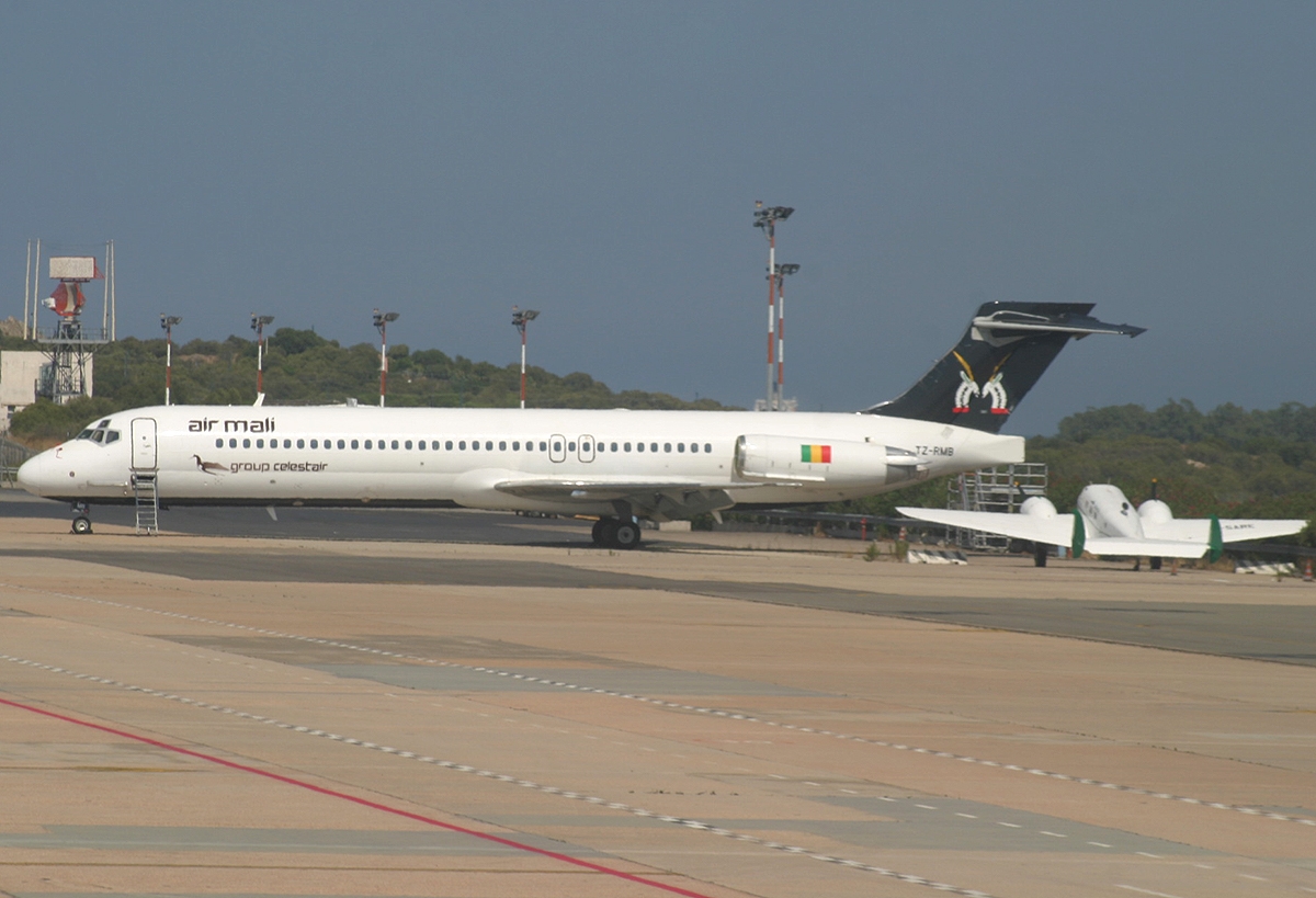 TZ-RMB - McDonnell Douglas MD-87