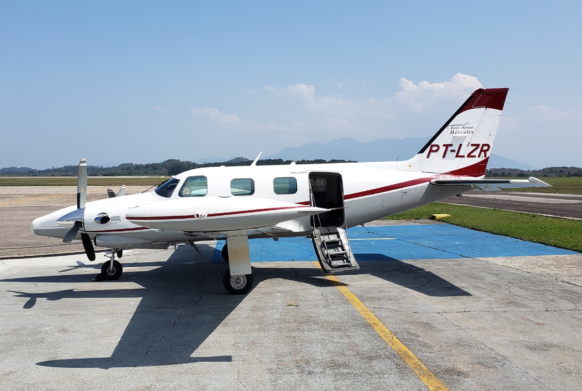 PT-LZR - Piper PA-31T Cheyenne II