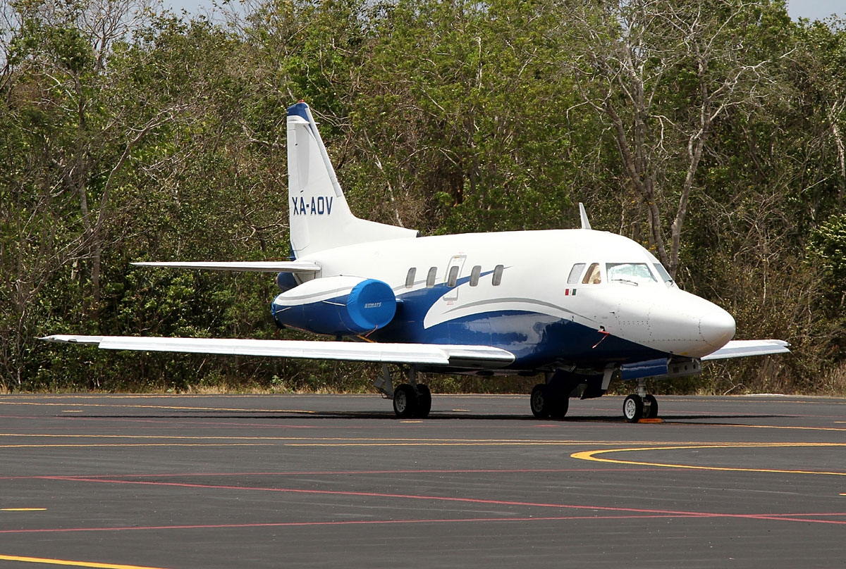 XA-AOV - North American Sabreliner 75A