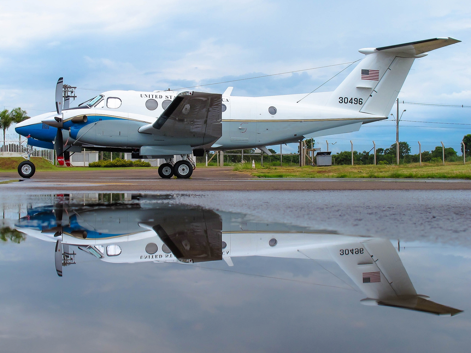 83-0496 - Beechcraft C-12A Huron