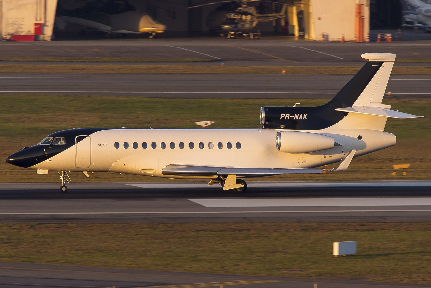 PR-NAK - Dassault Falcon 7X