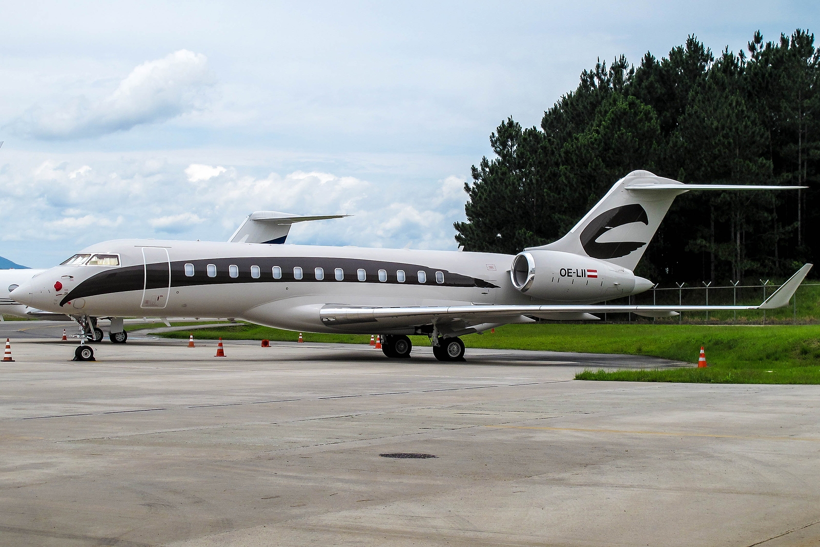 OE-LII - Bombardier BD-700 Global 6000