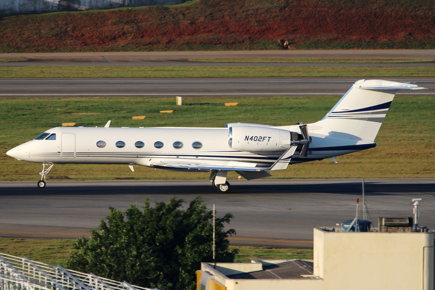 N402FT - Gulfstream Aerospace G-IV