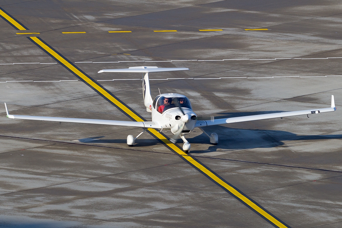 HB-SGD - Diamond DA-40NG